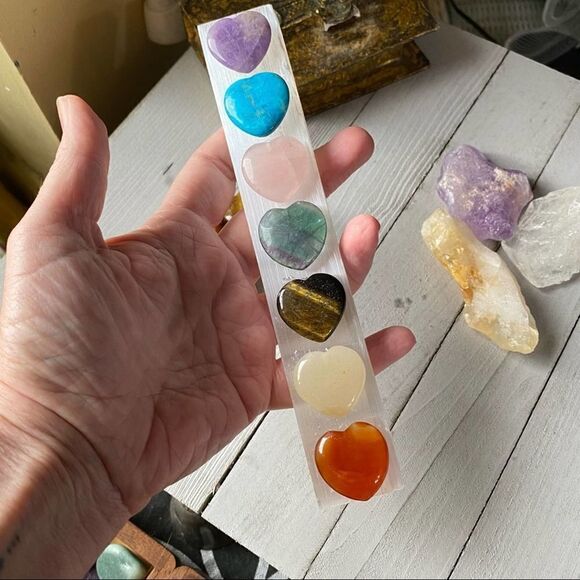 Chakra Selenite Heart Gemstone Plate Metaphysical - Picture 3 of 7